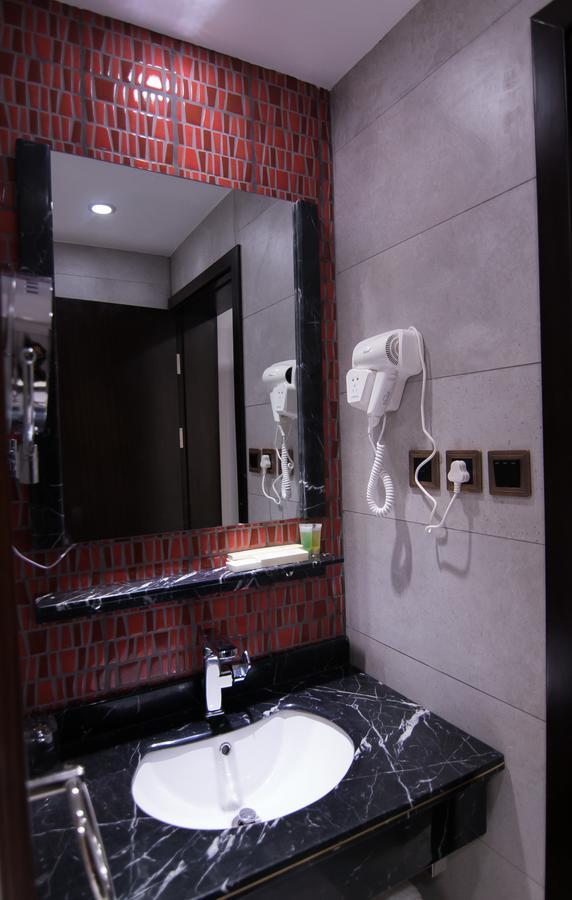Rosalina Hotel Yanbu Extérieur photo